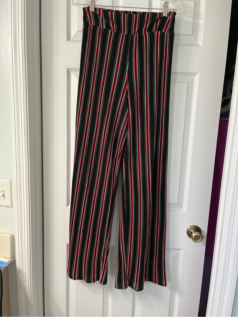 House of Harlow pants